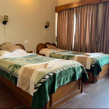 Green Tara Hotel Покхара Экстерьер фото