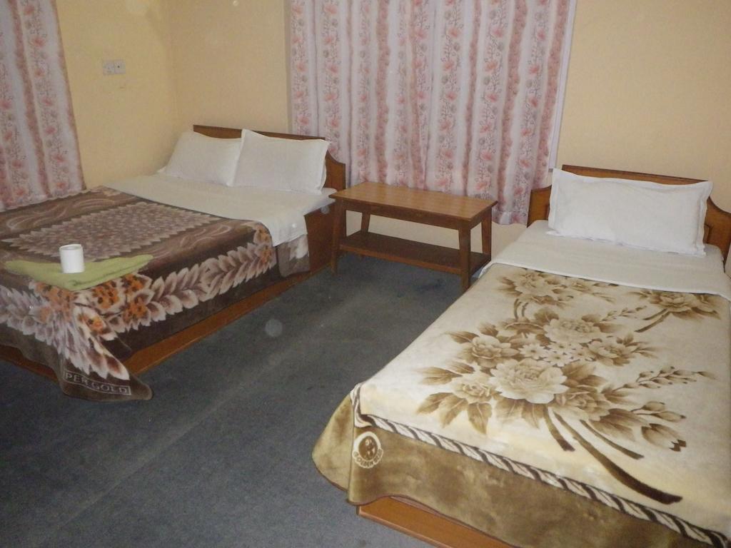 Green Tara Hotel Покхара Номер фото